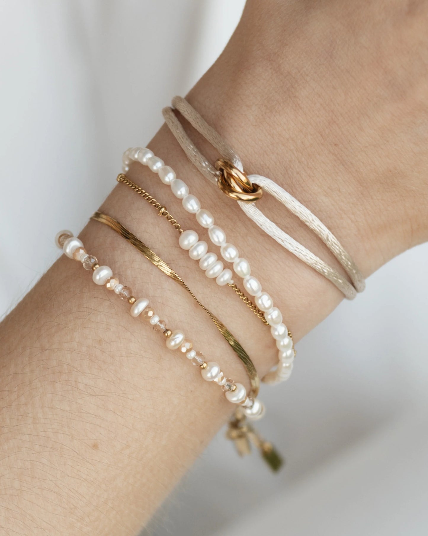 Beige world - armband
