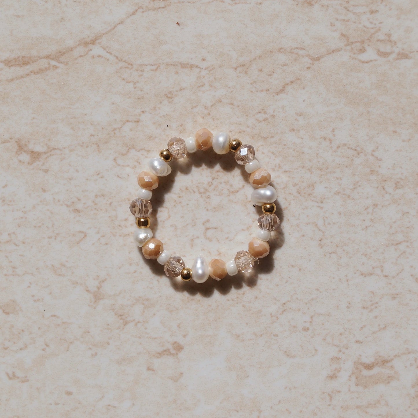 Beige world - ring